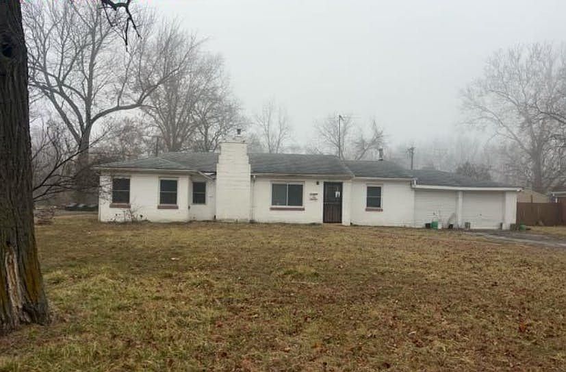 1st image of 8124 Packard Ave