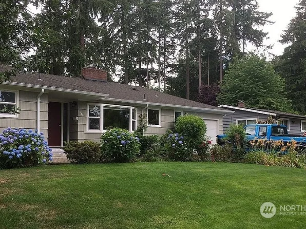 1040 Fir Park Lane, Fircrest, WA 98466