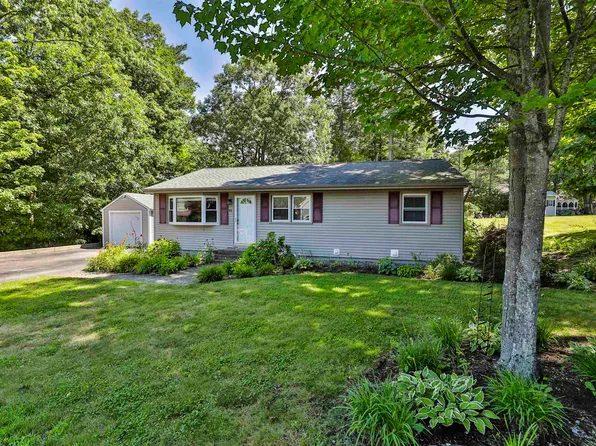 61 Knollcrest Road, Goffstown, NH 03045