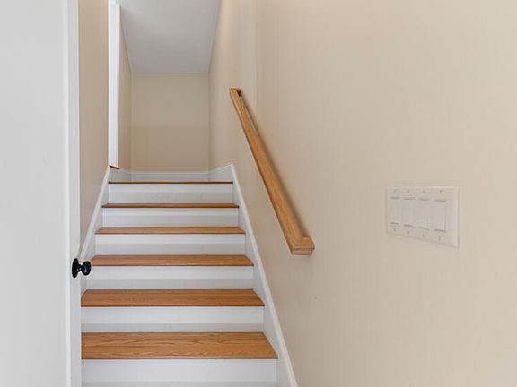 3rd image of 505 Mitchell Road