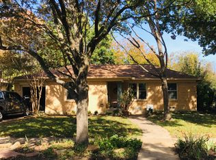 1715 Quadrangle Dr, Dallas, TX 75228