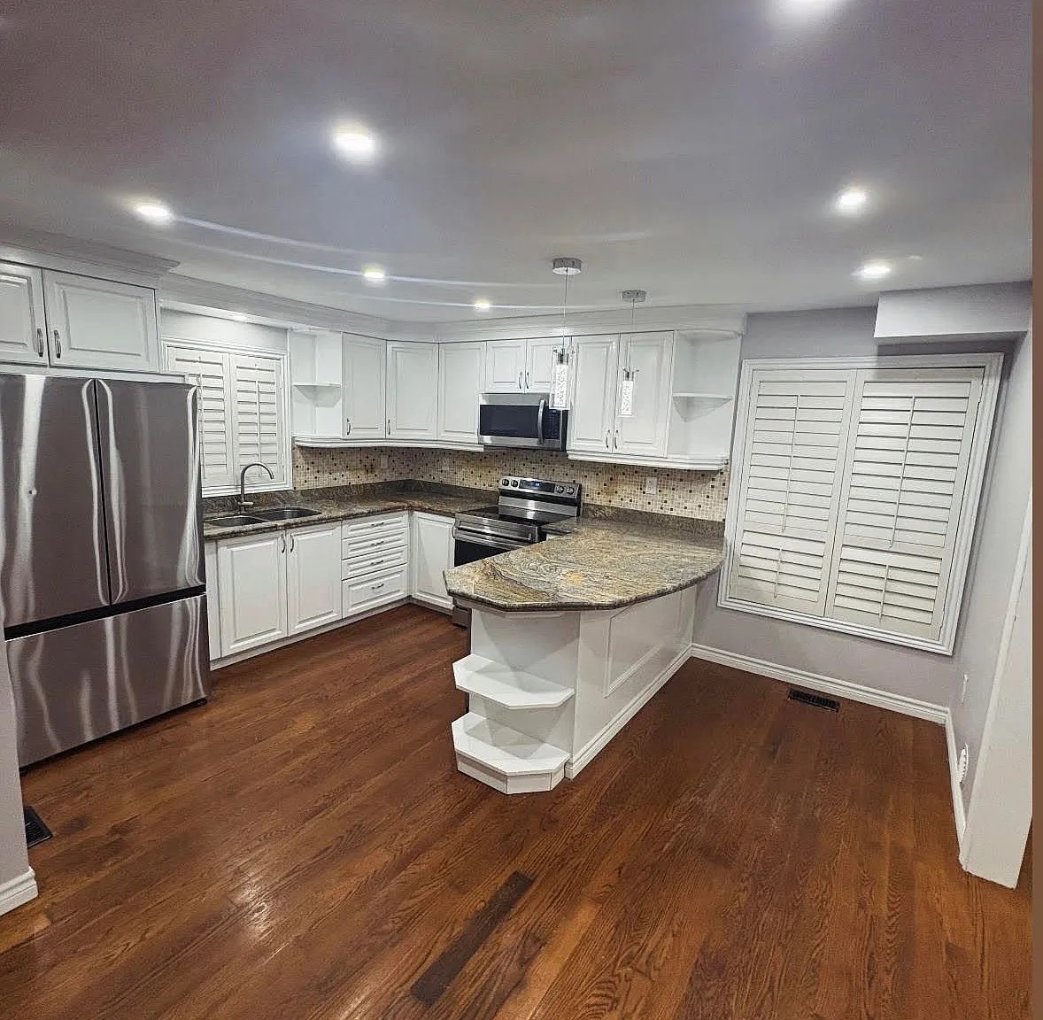 3 bed, $2,550 — Photo 4