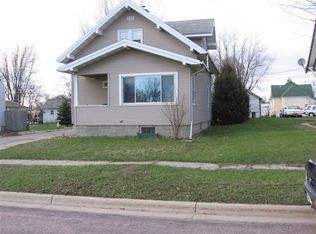 407 W Baker St, Arlington, MN 55307