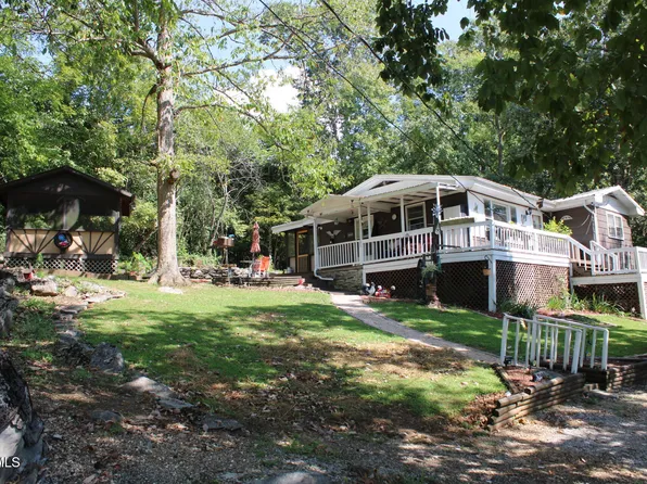 230 Presley Ln, Mosheim, TN 37818