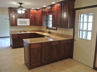 894 Brookefield Farm Rd, Ashland, KY 41102