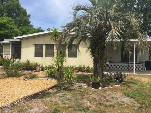 101 Waterside Ave, Satsuma, FL 32189