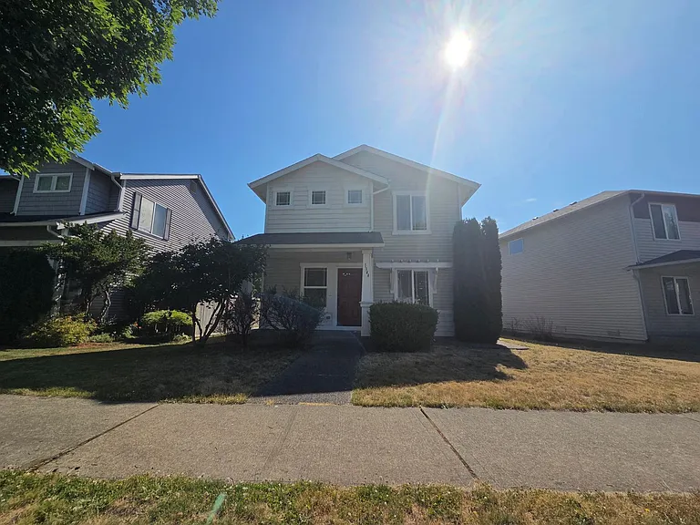 1344 Sinclair Dr — Photo 2