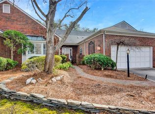 1805 Country Club Dr, High Point, NC 27262