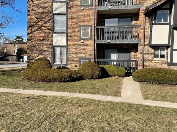 13645 S Lamon Ave #5, Midlothian, IL 60445