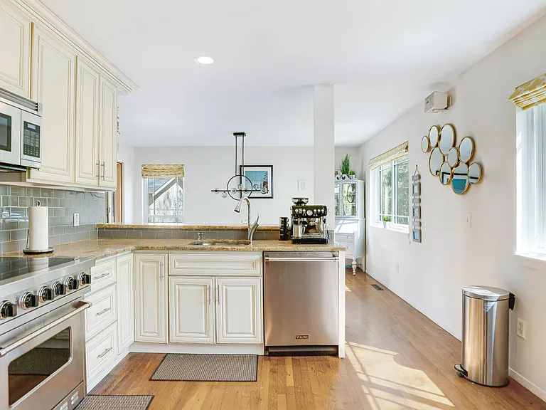 3 Boatsteerers Ct N — Photo 13