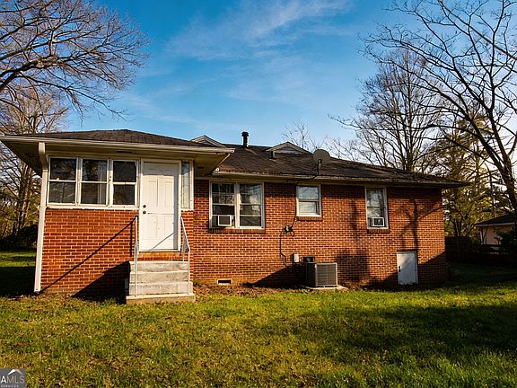 3rd image of 154 Privette Rd SW