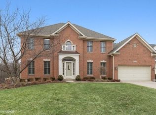 862 Tipperary St, Gilberts, IL 60136