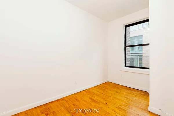 Rented by Town Residential | media 47