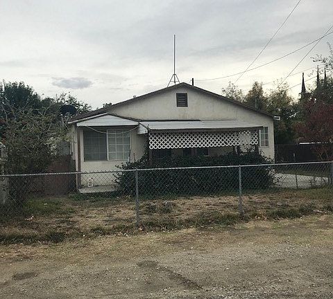 2nd image of 1459 1449 Gould St #2