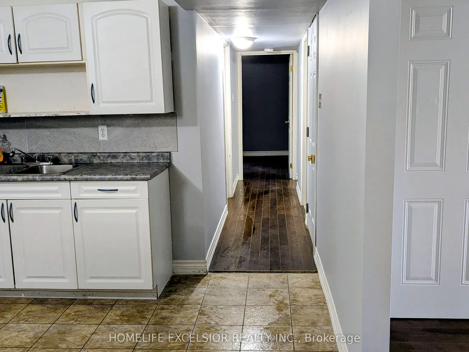 25 Amberview Dr — Photo 3
