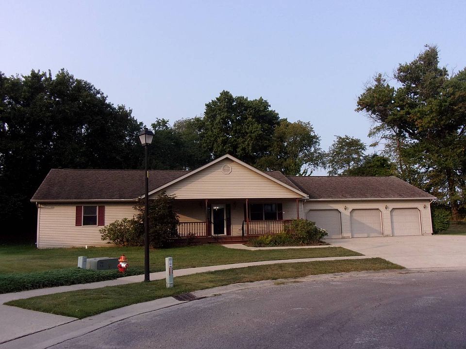 1st image of 48 White Tail Dr