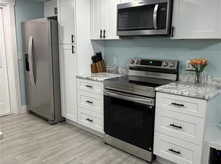 14062 Palm St #2, Saint Petersburg, FL 33708