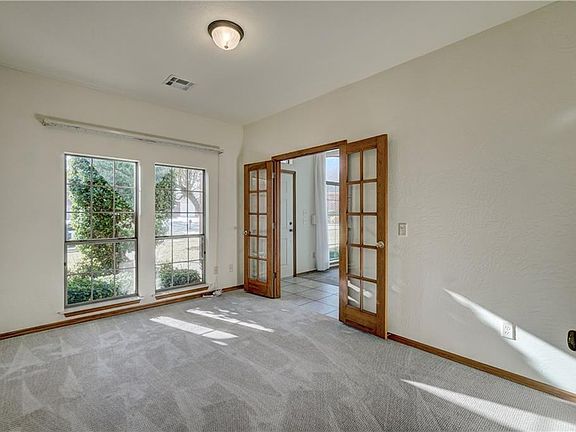 5th image of 12204 Village Ln