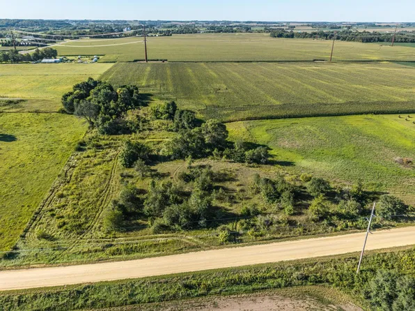 2336 210th St E, Farmington, MN 55024