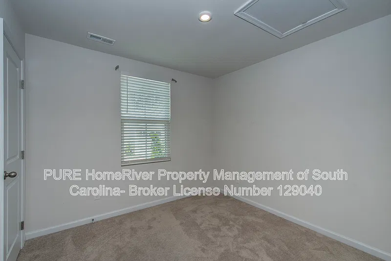 3 bed, 2.0 bath, 1171 sqft, $1,700 — Photo 4