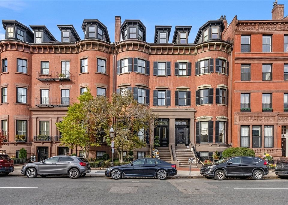 1st image of 89 Beacon St #Penthouse
