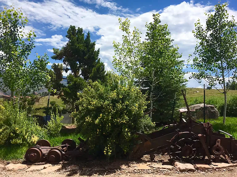 Fender Ln — Photo 31