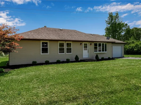 5909 Powers Rd, Orchard Park, NY 14127