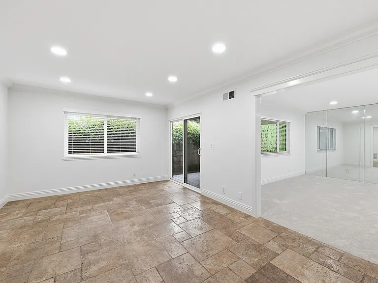 1970 Pelican Pl — Photo 47