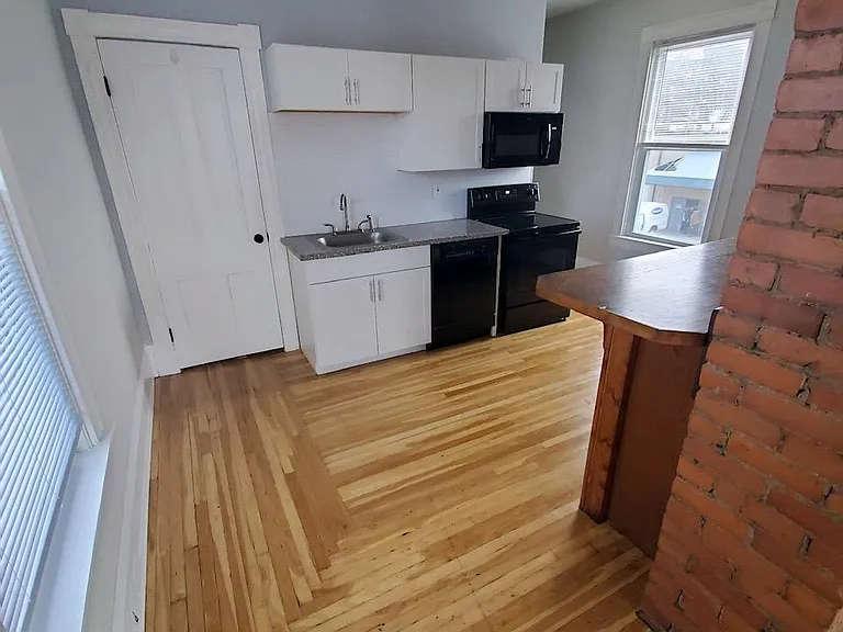 3028 Cinnamon St #2 — Photo 7