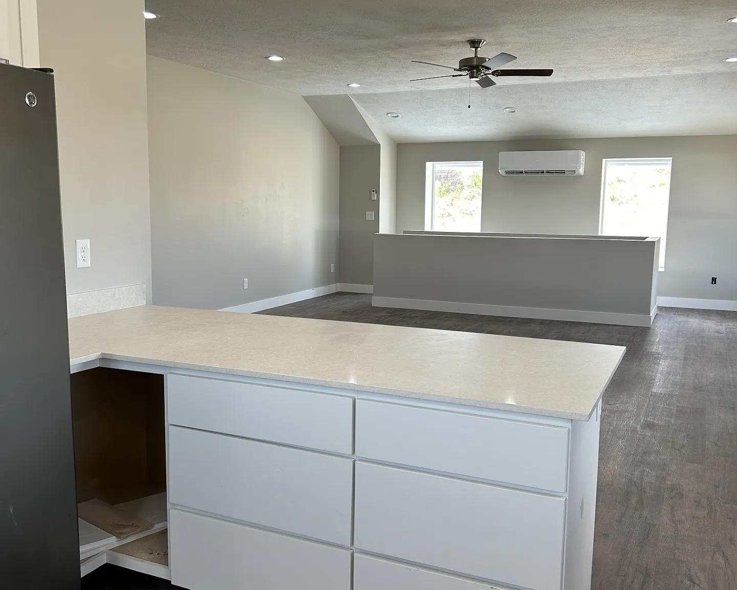 3 bed, 1700 sqft, $1,995 — Photo 3