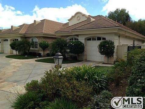 1st image of 3792 Winford Dr