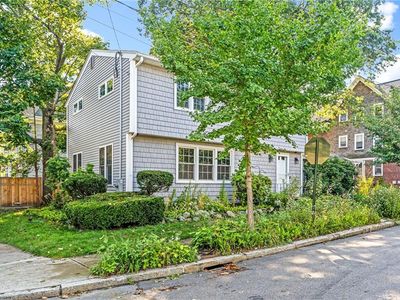 23 Sarah St, Providence, RI, 02906