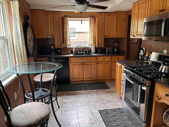2nd image of 6933 Brandywine Rd #2