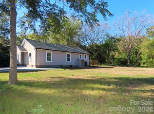 433 Clinton Ave, Lancaster, SC 29720