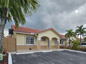 , Hialeah, FL