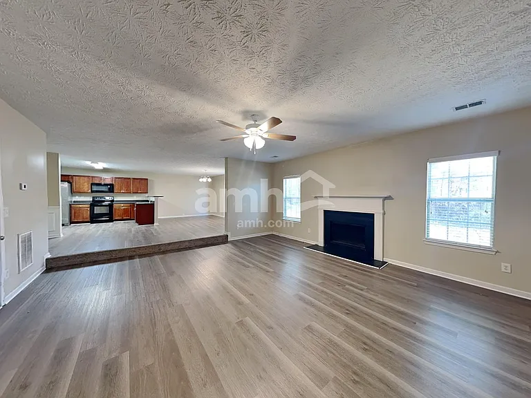 3705 Sidda Way — Photo 6