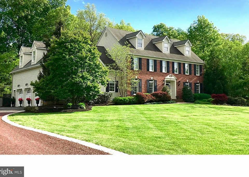 2nd image of 59 Coddington Ct