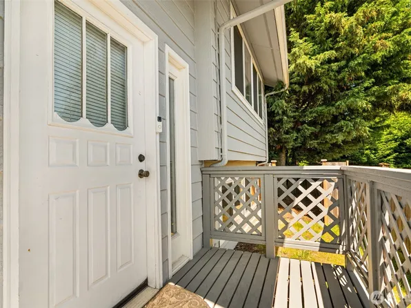 12026 NE 99th Lane, Kirkland, WA 98033