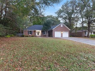 845 Red Cedar Ln, Fayetteville, NC 28306