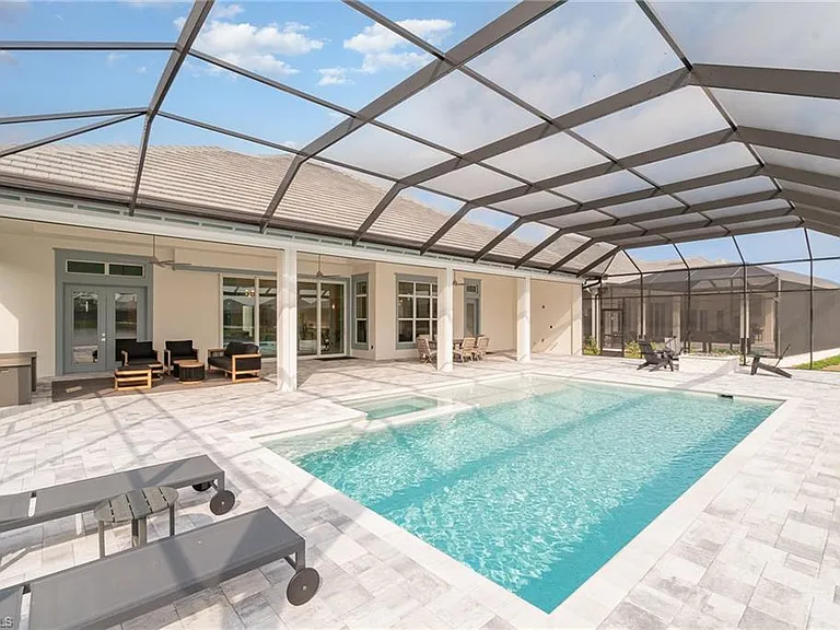 8900 Nevis Way — Photo 30