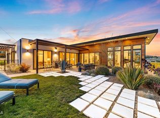 887 Via Ondulando, Ventura, CA 93003