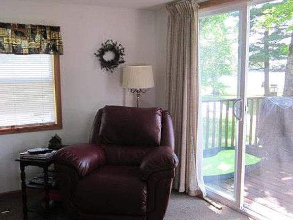 3rd image of 4086 Northshore Ln