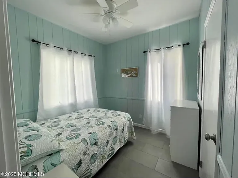 23 E Surf Way — Photo 16