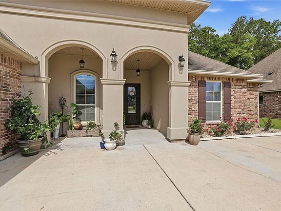 4th image of 43325 Quiet Lake Dr
