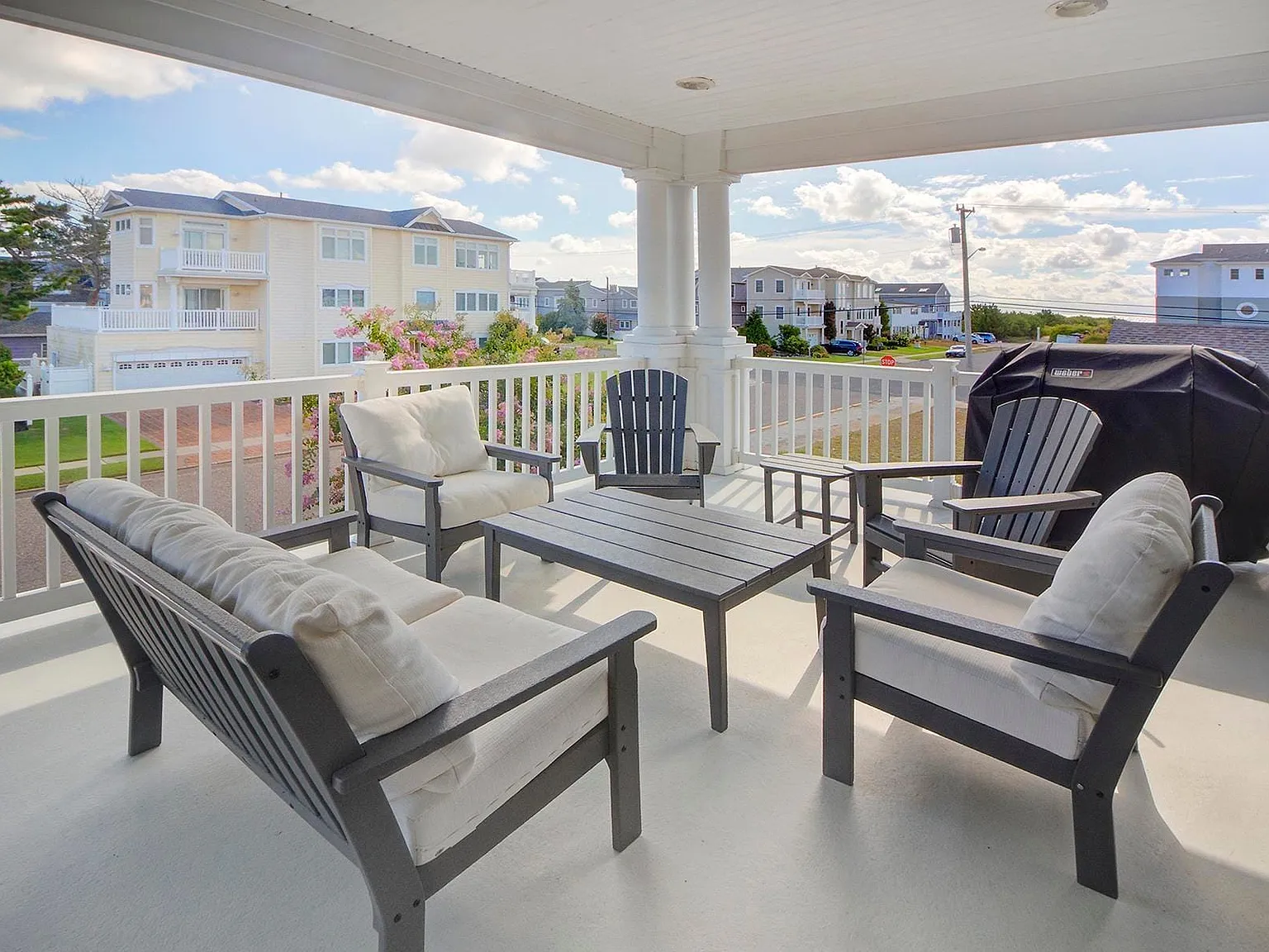 5 bed, 3.5 bath, 3600 sqft, $10,000 — Photo 4