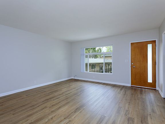 4th image of 420 W Sierra Madre Blvd APT P