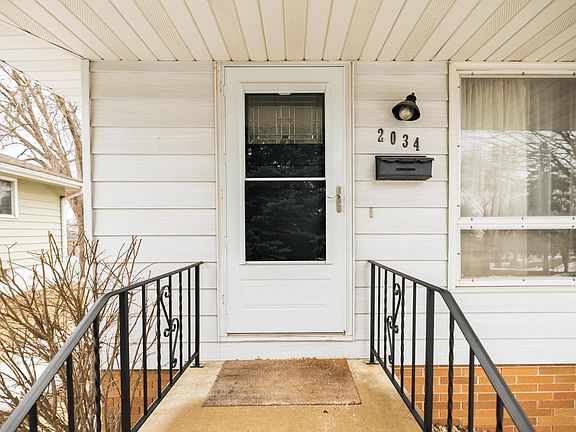 5th image of 2034 24th St NW