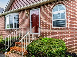 1110 Sterling Ct, Enola, PA 17025