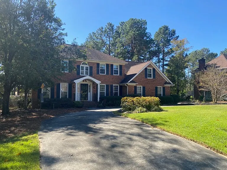118 Sassafras Rd — Photo 2