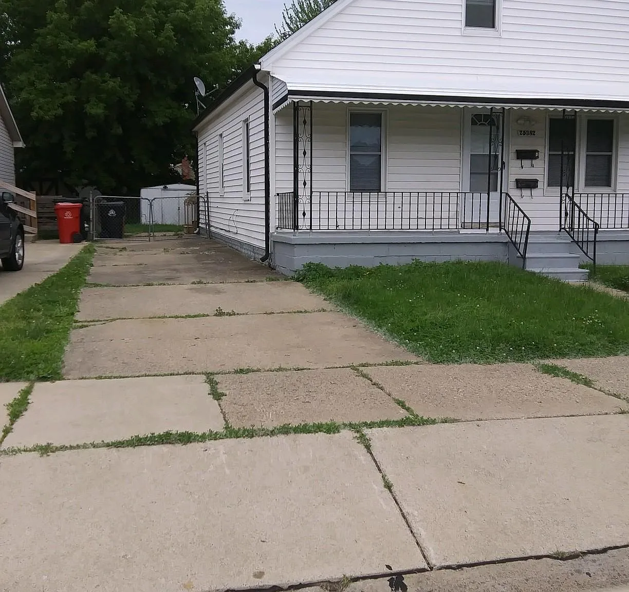 2 bed, 1000 sqft, $1,200 — Photo 2